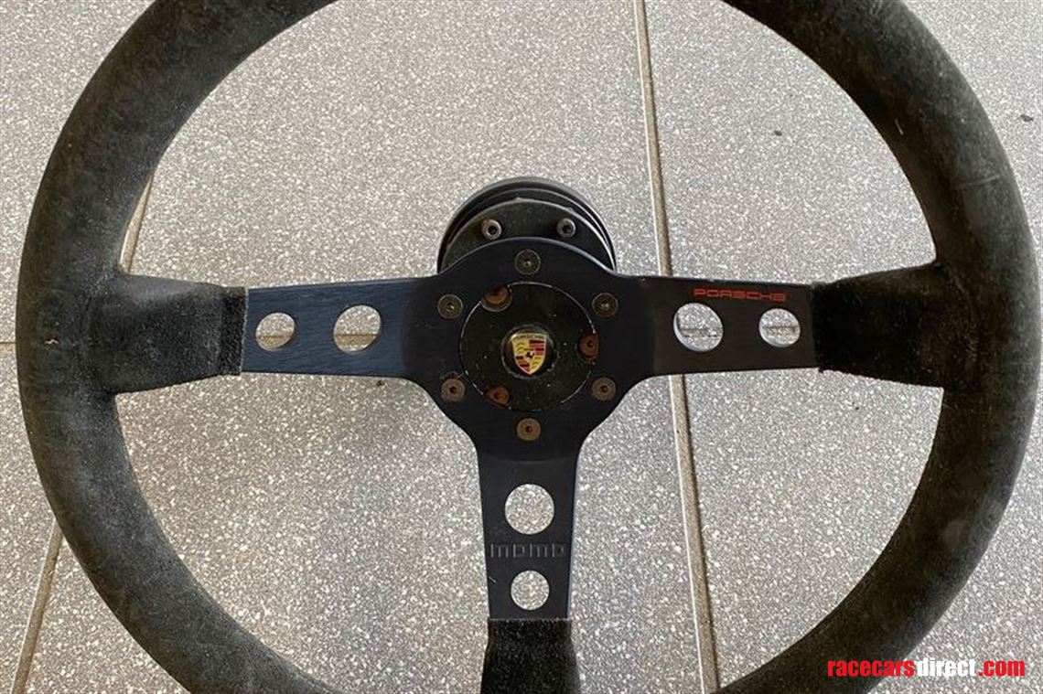 porsche-964-rsr-38l-steering-wheel