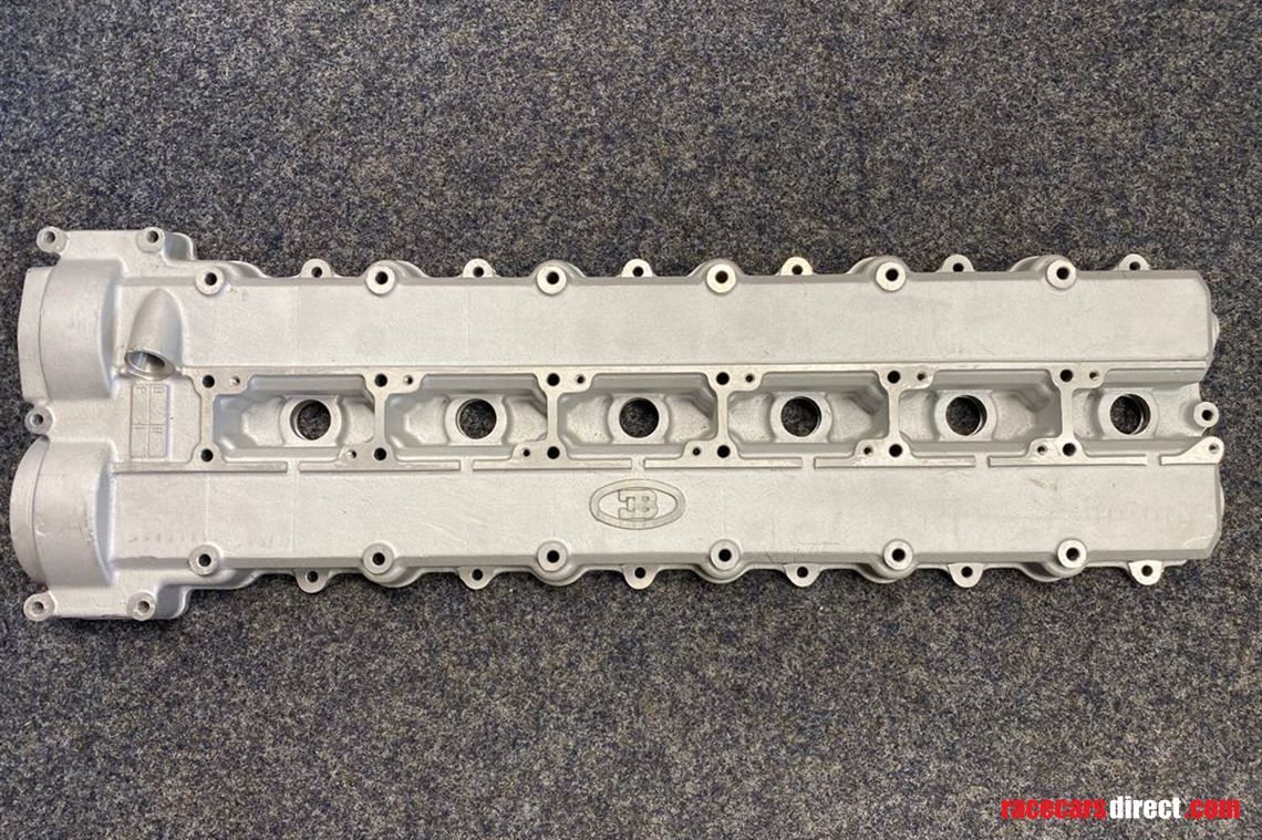 bugatti-eb-110-valve-cover