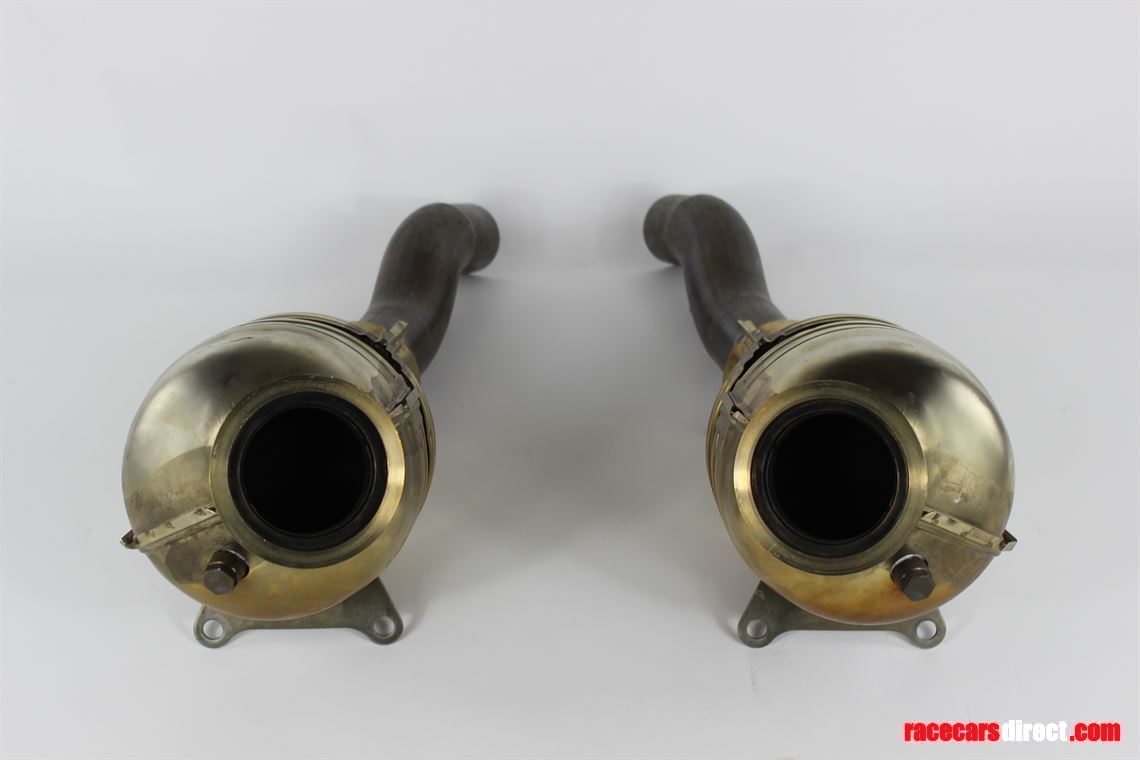 ferrari-458-catalyst-left-and-right