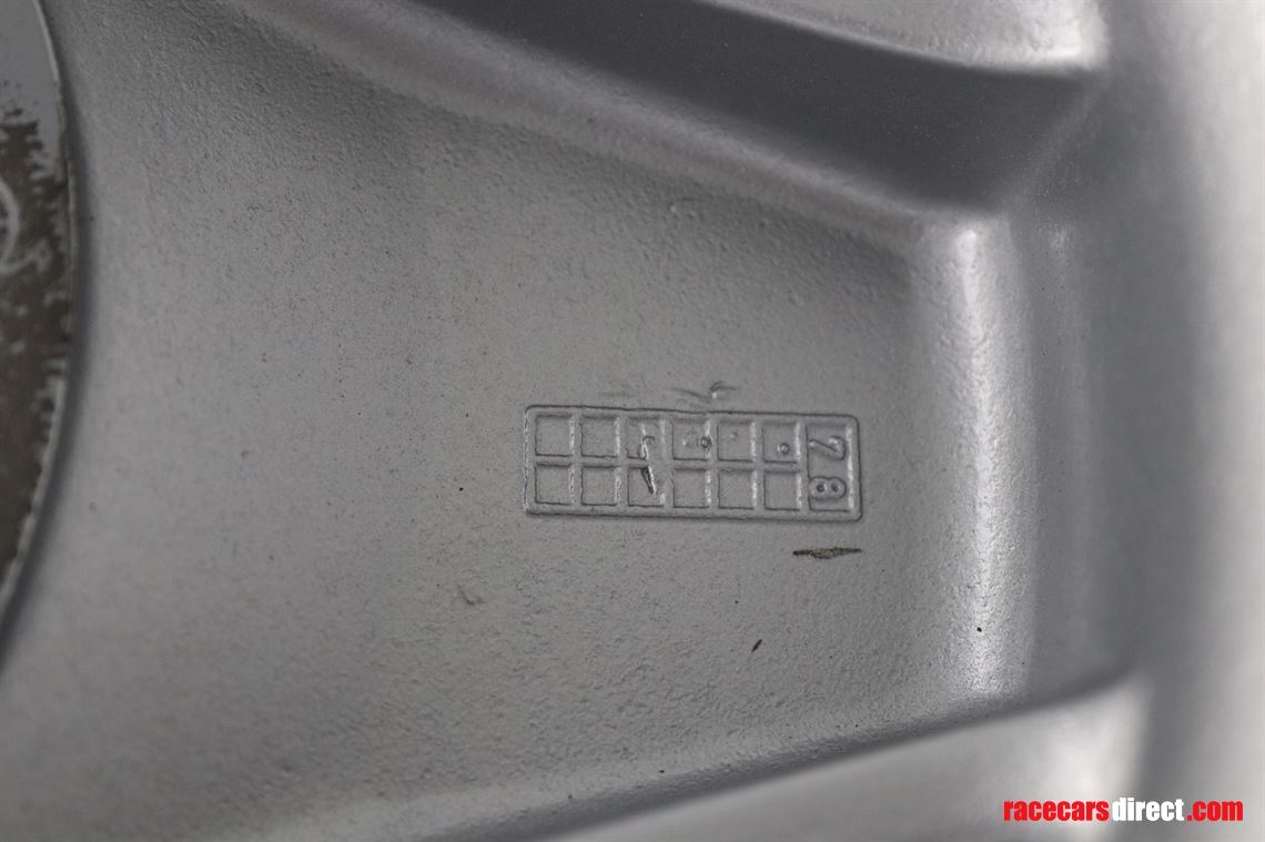 ferrari-512bb-center-lock-wheels