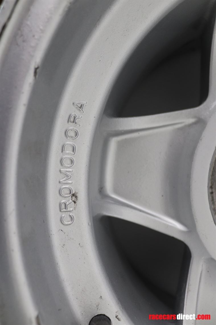 ferrari-512bb-center-lock-wheels