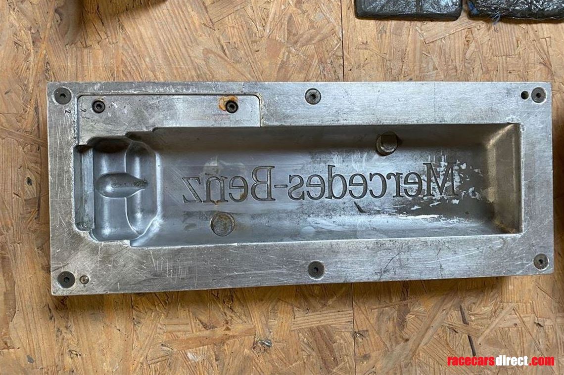mercedes-benz-dtmitc-molds