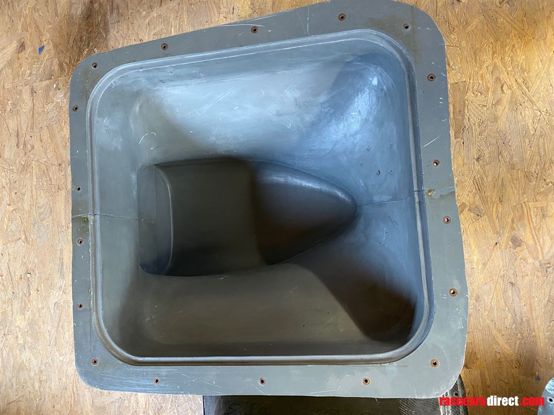 mercedes-benz-clk-lm-airbox-parts