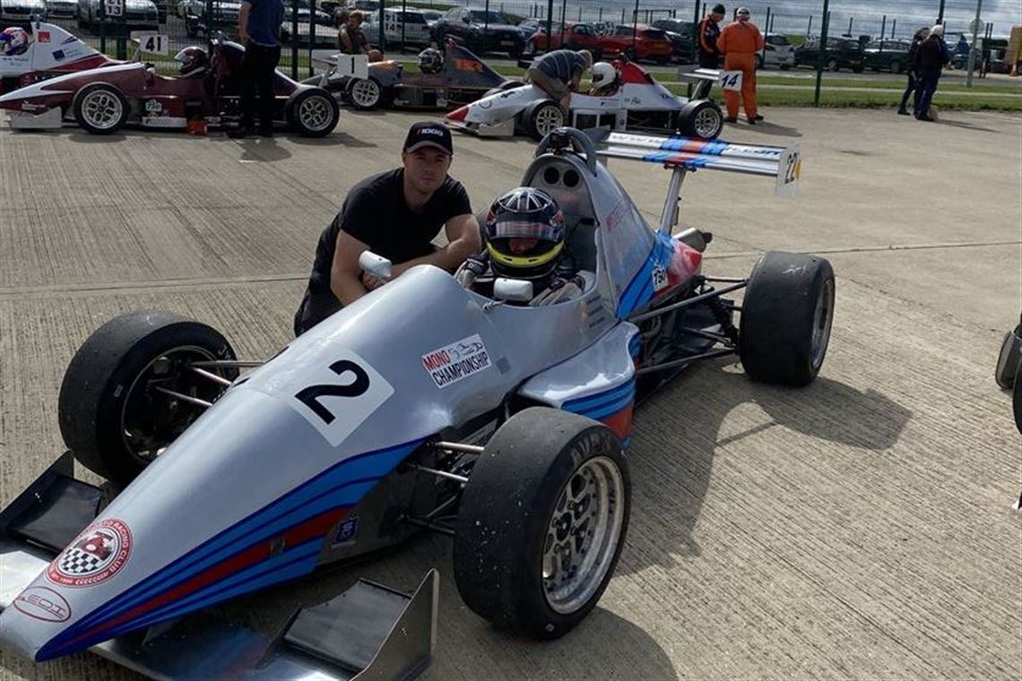 f1000-jedi-championship-spec