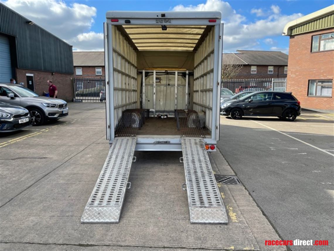 renault-master-race-car-transporter-3500kg