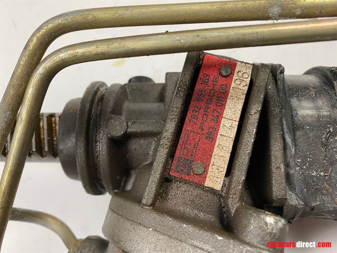 porsche-911-gt1-steering