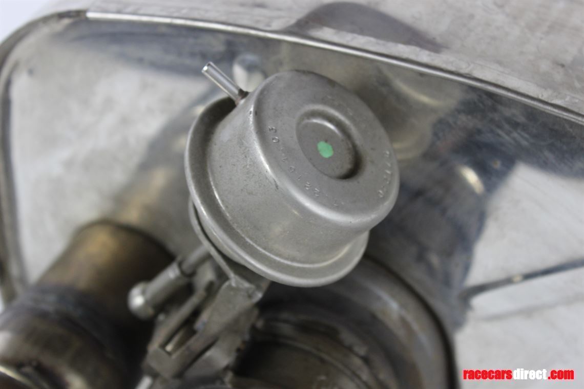 ferrari-550-maranello-exhaust-muffler