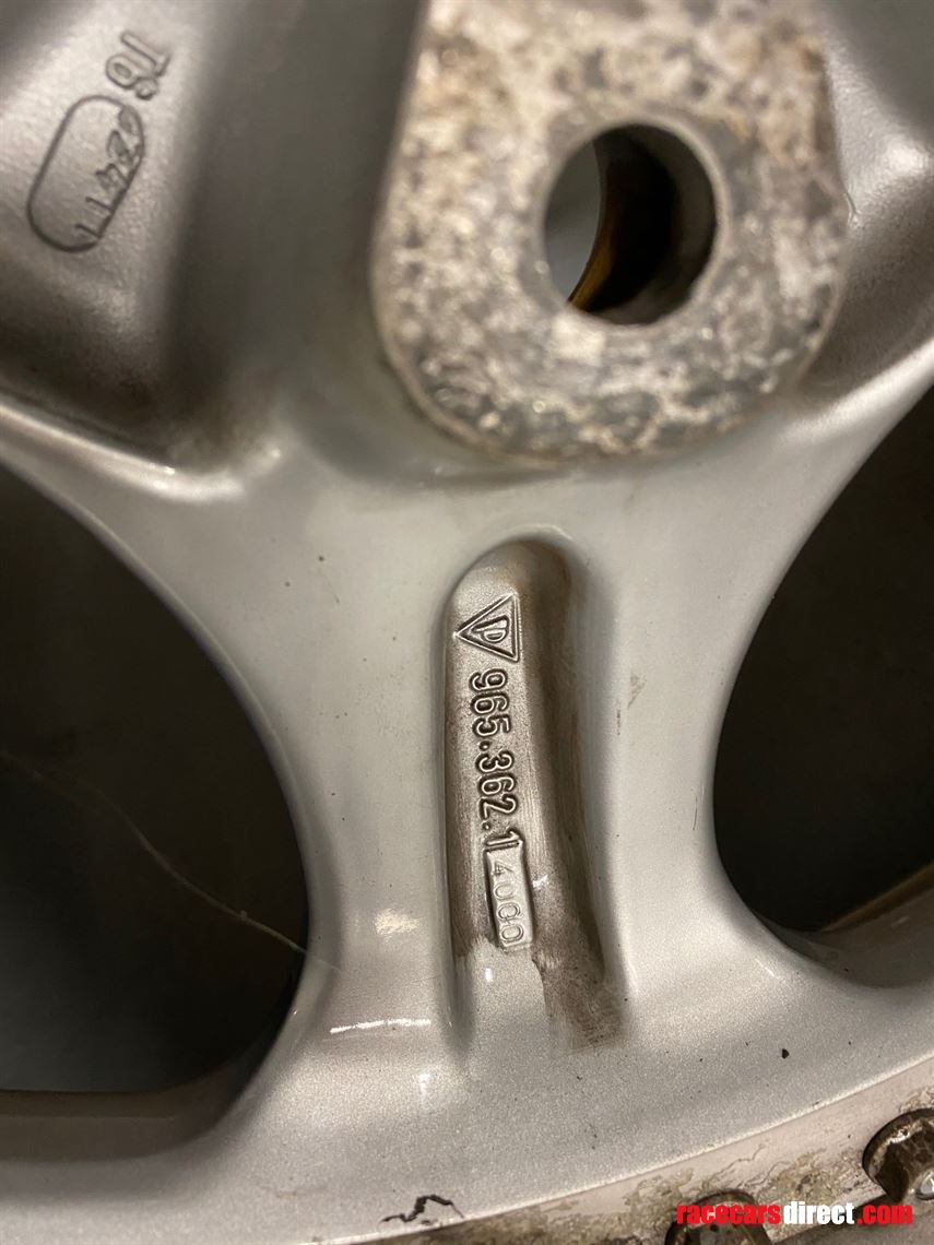 porsche-964-turbo-36-wheels