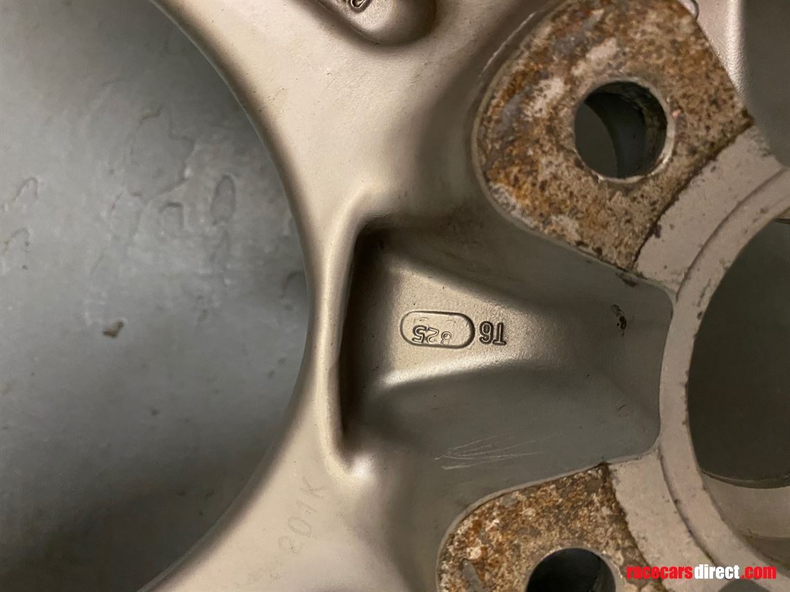 porsche-964-turbo-36-wheels