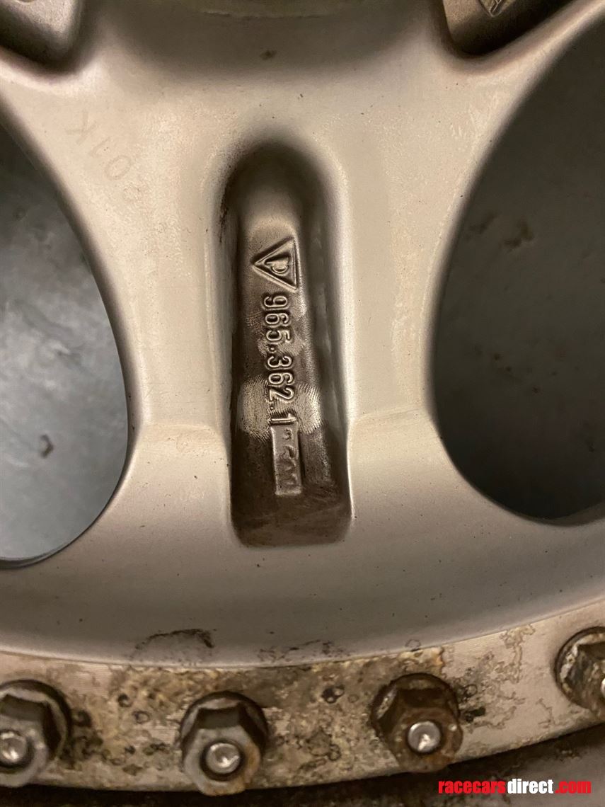 porsche-964-turbo-36-wheels