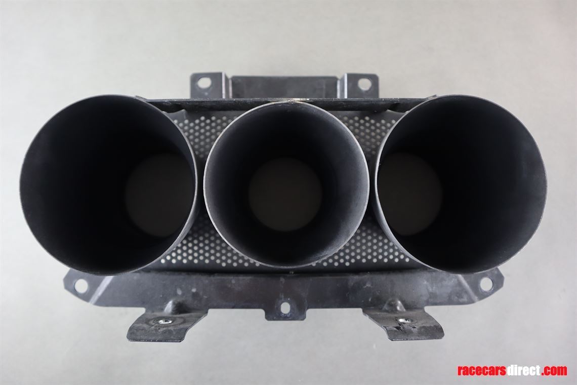 ferrari-458-italia-and-spider-exhaust-tip-261
