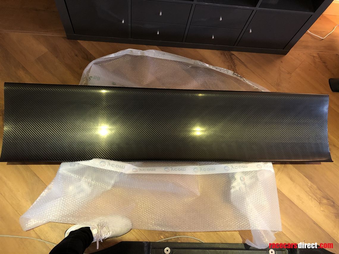 audi-r8-lms-gt3-wing-endplates