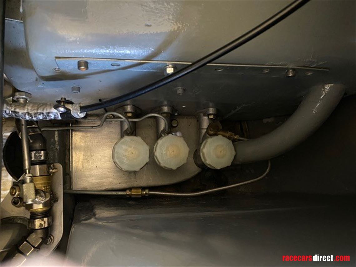 elva-courier-exceptional