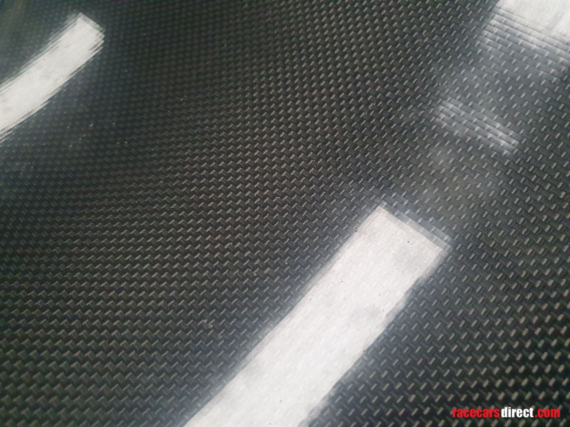 rear-wing---carbon-fibre