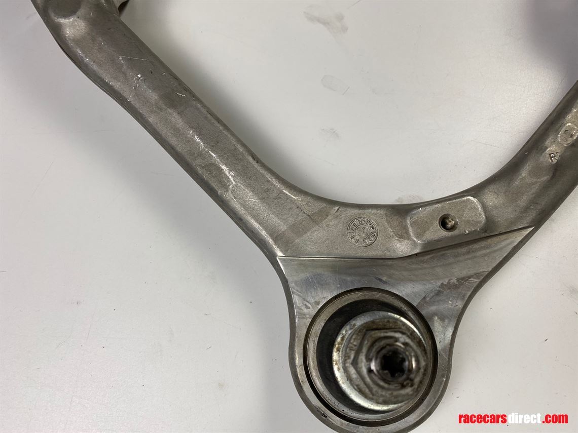 mercedes-benz-sls-gt3-wishbones