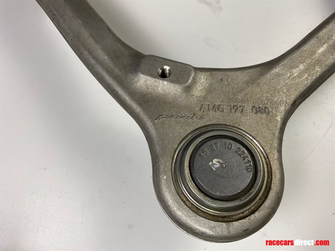 mercedes-benz-sls-gt3-wishbones