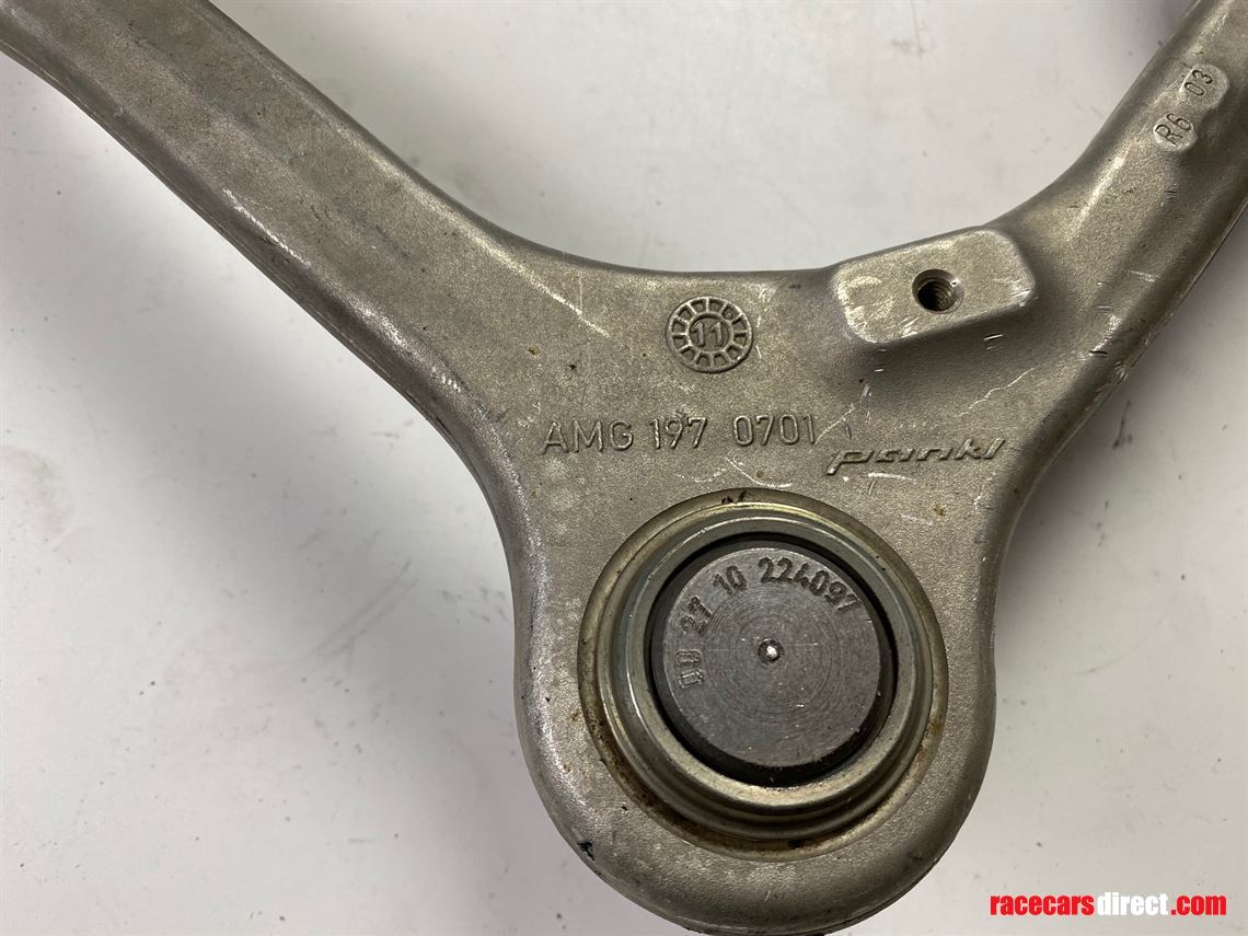 mercedes-benz-sls-gt3-wishbones