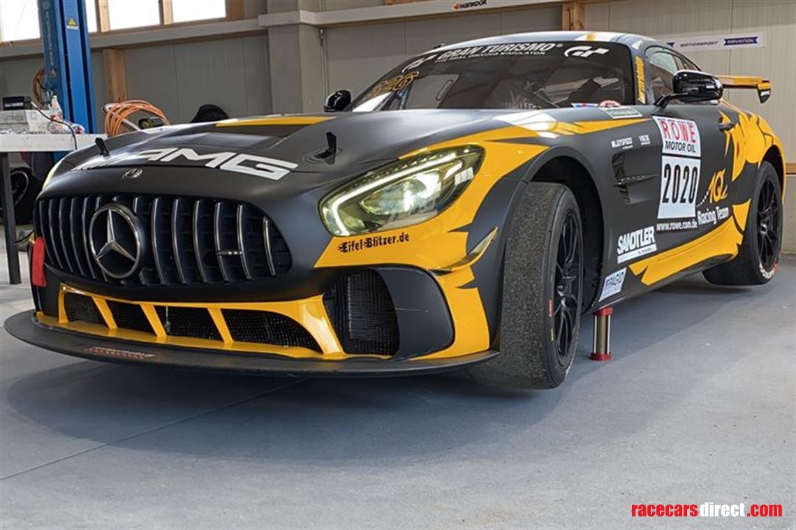 mercedes-amg-gt4-in-top-conditions