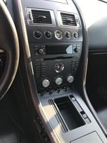 aston-martin-v8-vantage-roadster