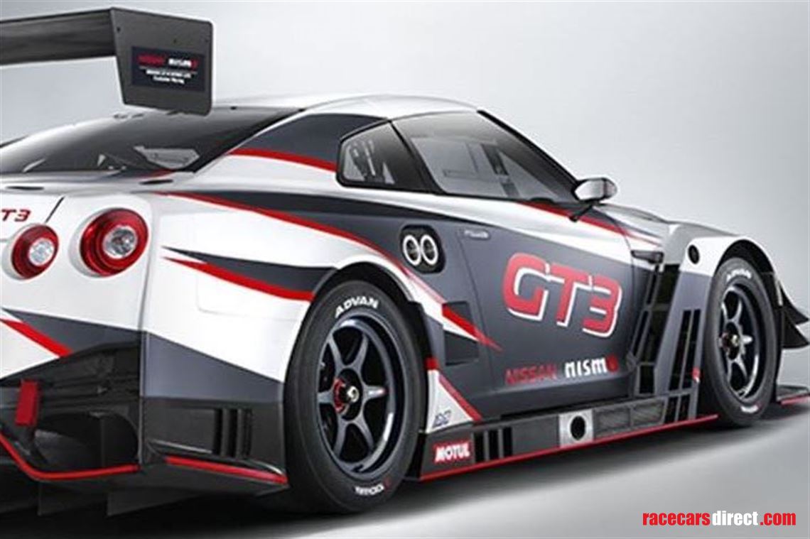 nissan-gt-r-gt3--race-car