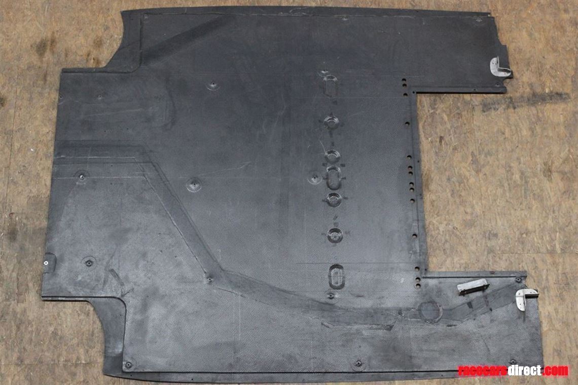 lotus-elise-gt1-floor