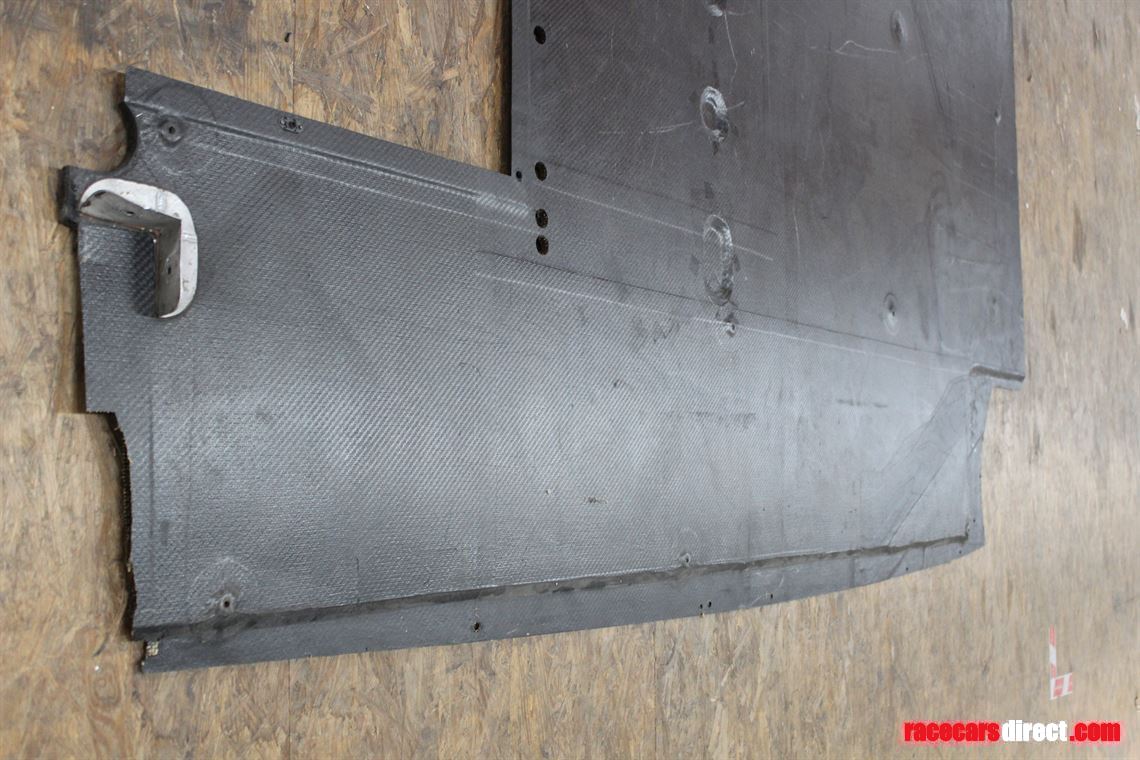 lotus-elise-gt1-floor