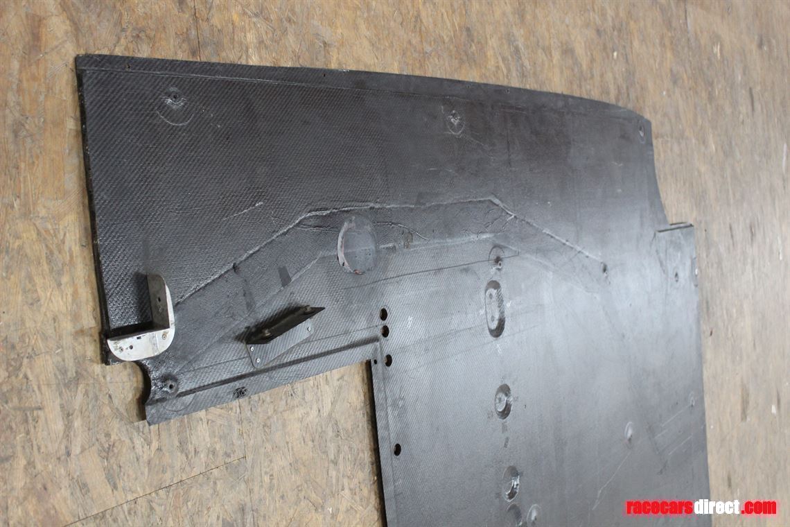 lotus-elise-gt1-floor