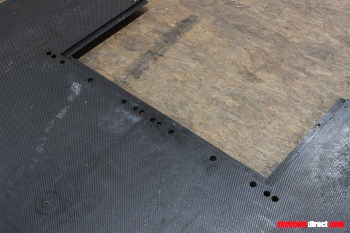 lotus-elise-gt1-floor