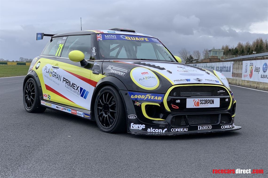 jcw-mini-challenge-car