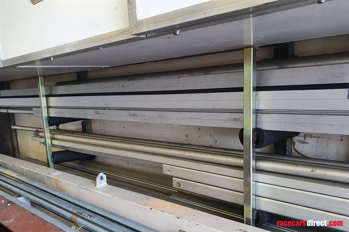 awning-co-131m-x-8m-awning