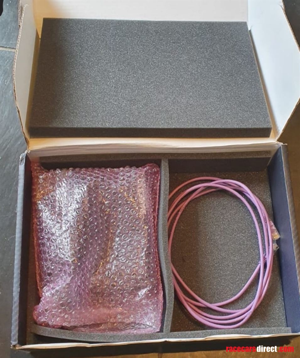 syvec-s7-plus-ecu-bosch-me78-porsche-plug