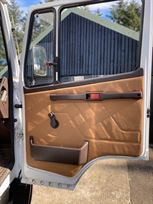 mercedes-814-rigid-transporter-75t