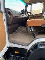 mercedes-814-rigid-transporter-75t