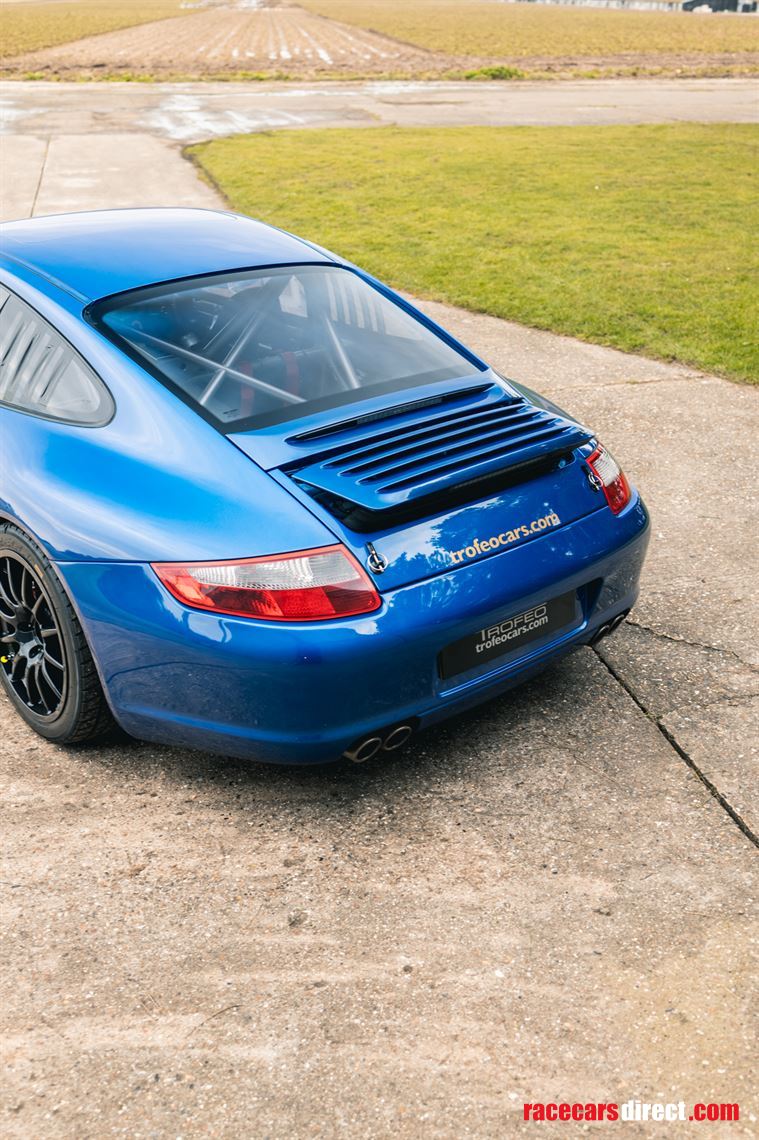 2005-porsche-997-c2s-racecar-or-road-racer
