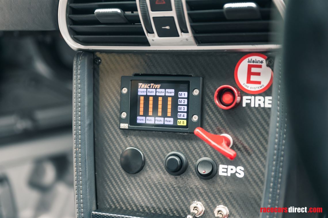 2005-porsche-997-c2s-racecar-or-road-racer