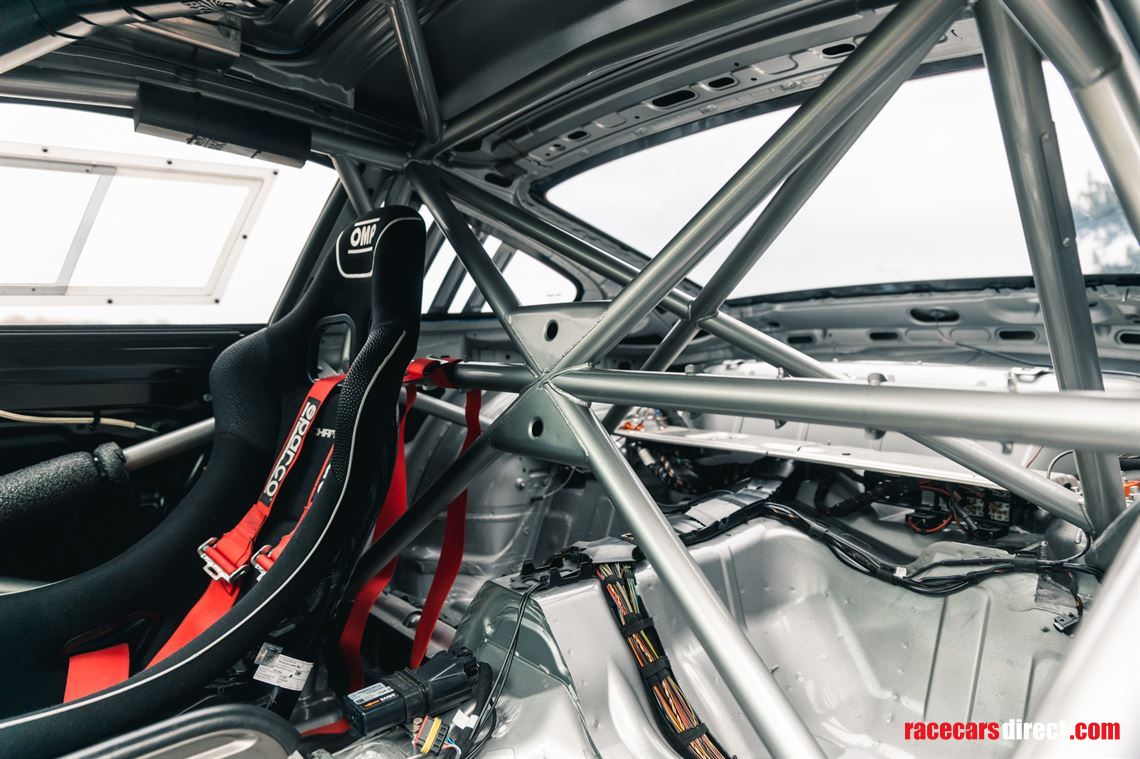 2005-porsche-997-c2s-racecar-or-road-racer