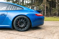 2005-porsche-997-c2s-racecar-or-road-racer