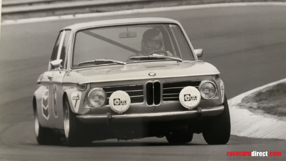 bmw-2002-gr-2