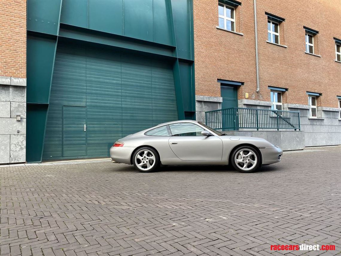 1999-porsche-911-carrera-4