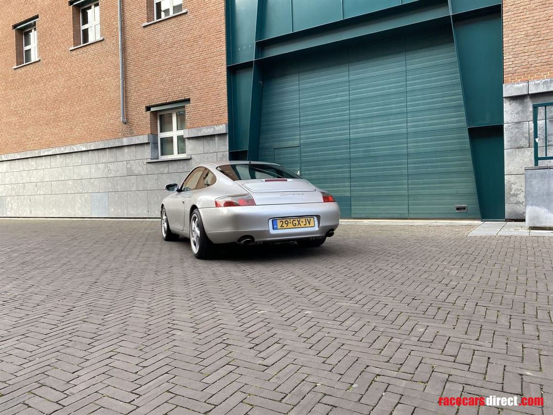 1999-porsche-911-carrera-4