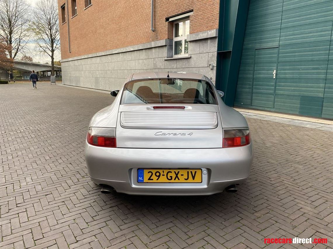 1999-porsche-911-carrera-4