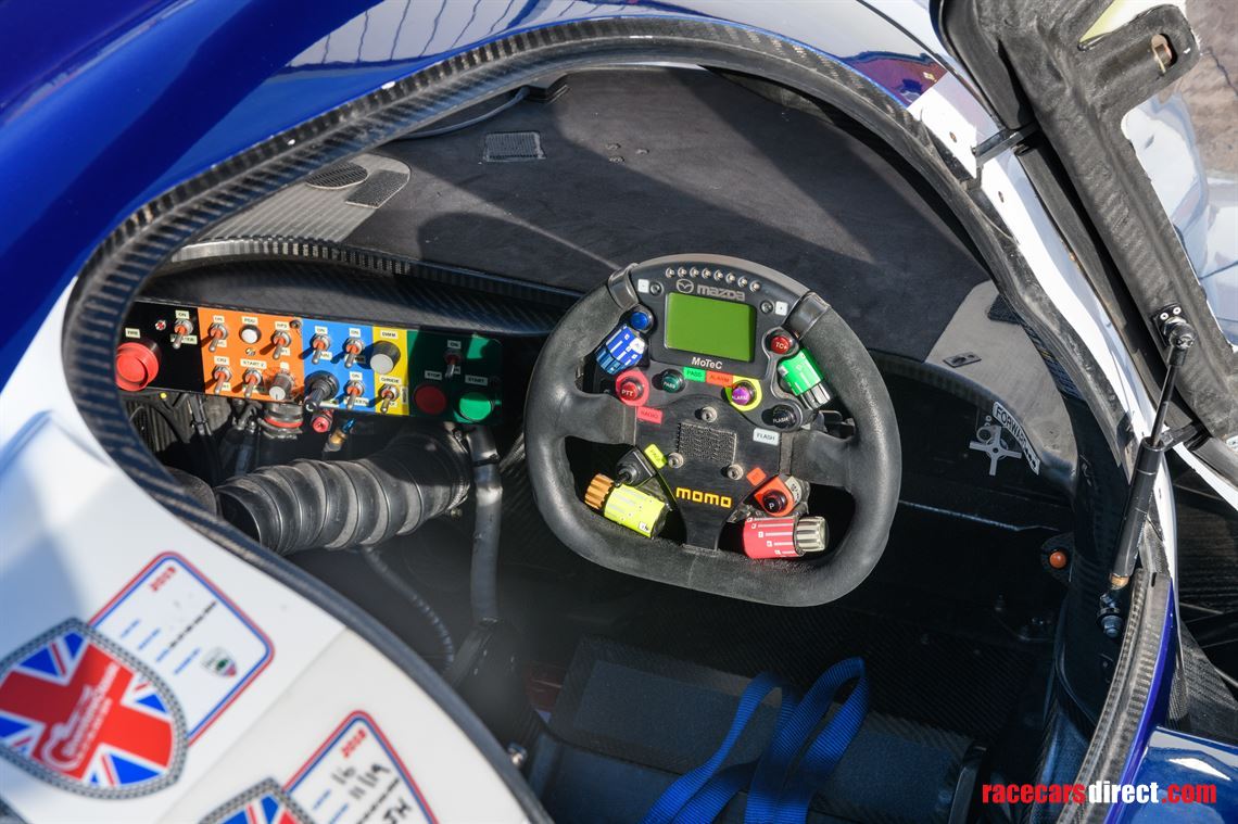 2013-dyson-racing-lola-aer-mazda-lmp1