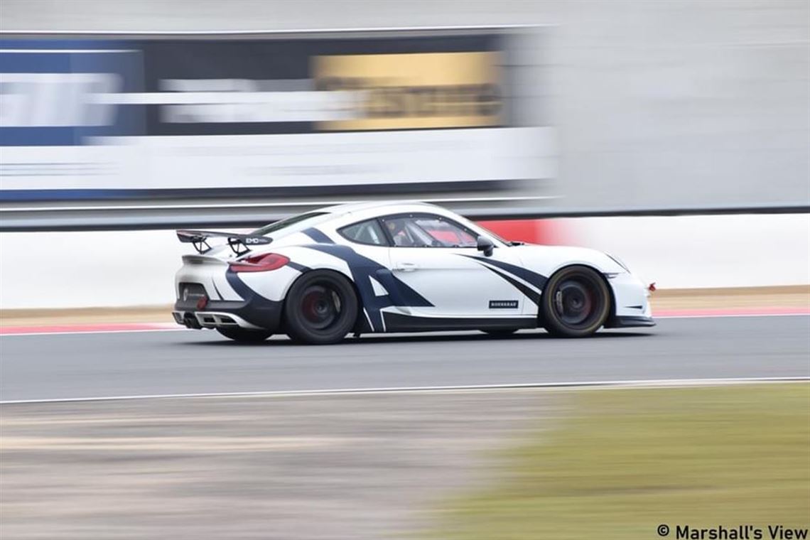 porsche-cayman-gt4-clubsport-mr