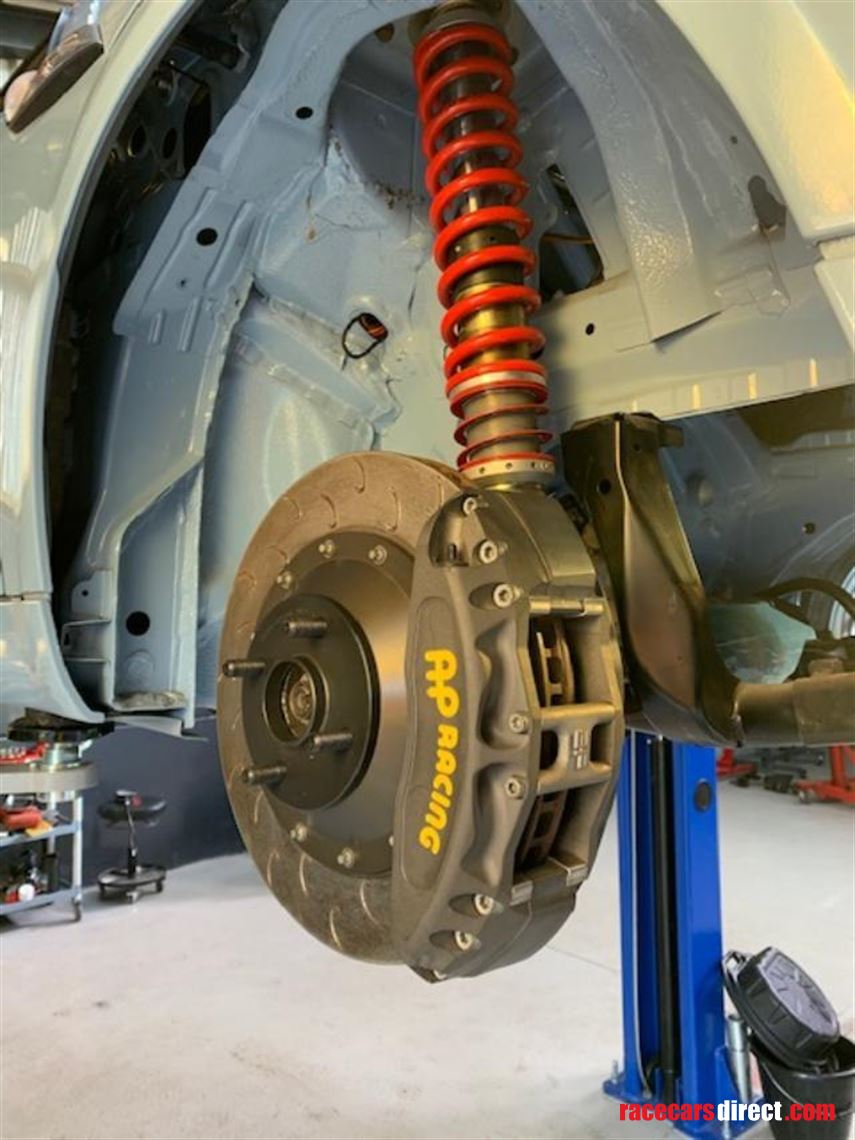 mini-r56-r5-wrc-spec-track-rally-car