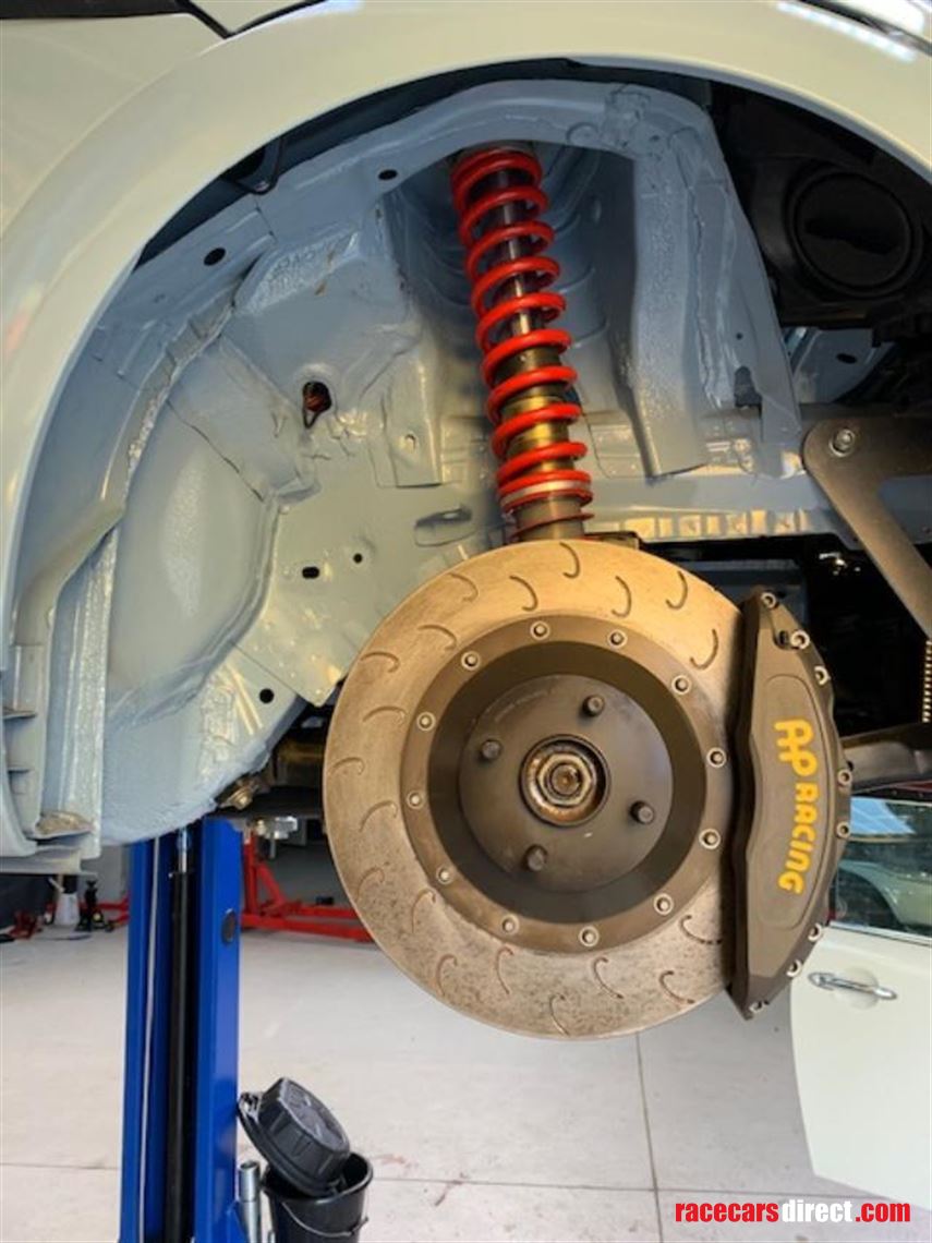 mini-r56-r5-wrc-spec-track-rally-car