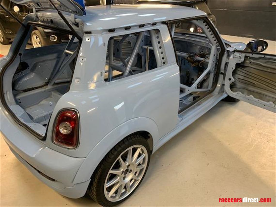 mini-r56-r5-wrc-spec-track-rally-car