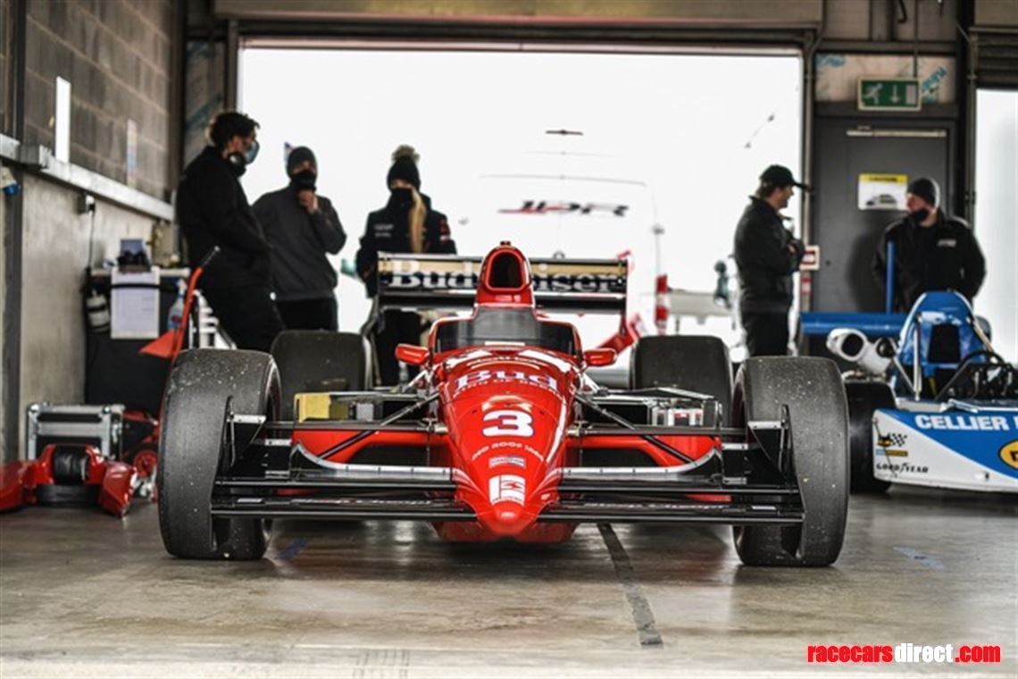 2000-riley-and-scott-mk7-indy-car---unique-ne