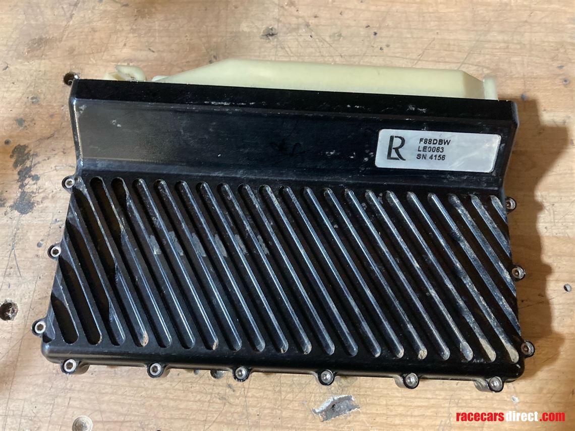 life-racing-f88-ecu-and-rpe-v8-loom