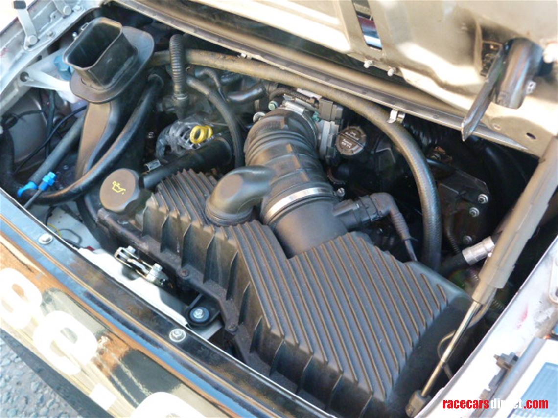 porsche-996-carrera-race-car-1999