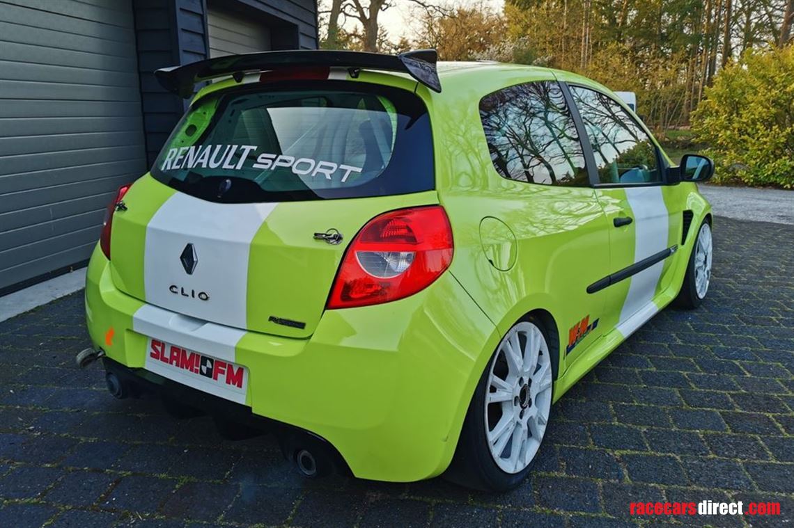 renault-clio-3-cup-2012
